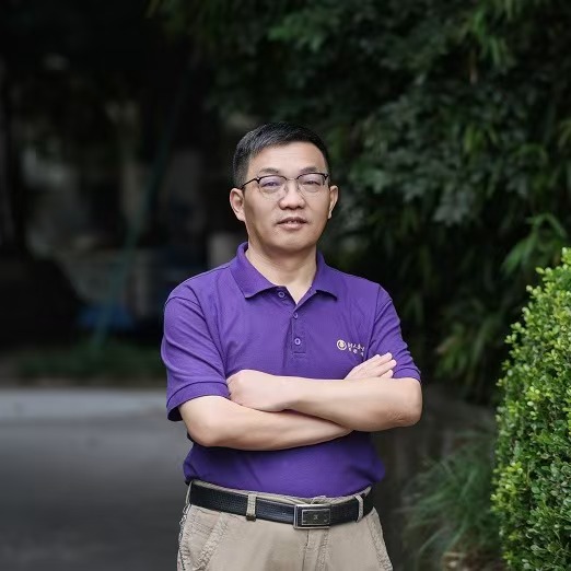 8868体育登录创新论坛第一千九百零二讲：Covers of the integers by residue classes and their extensions to groups