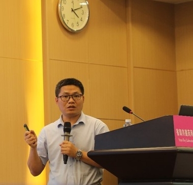 8868体育登录创新论坛第一千五百二十九讲：二氧化碳还原分子催化剂