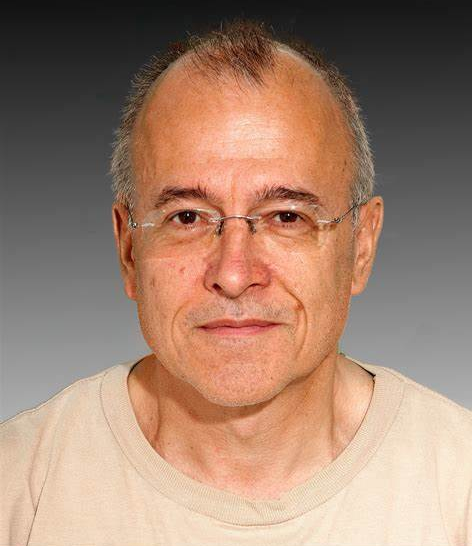 8868体育登录创新论坛第一千六百一十八讲：How fast-spreading ocean crust is formed: benefits from large- and small-scale sampling in the Oman ophiolite