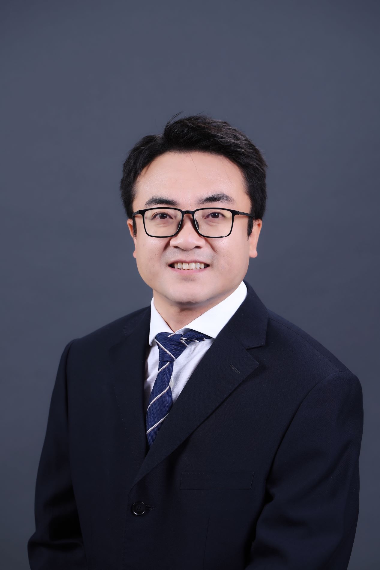 8868体育登录创新论坛第一千九百零一讲：Deep learning method for very high dimensional parabolic PDEs and HJB equations 