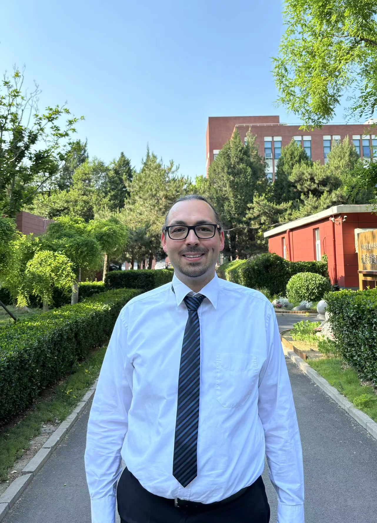 8868体育登录创新论坛第一千六百五十九讲：Pleurotus citrinopileatus lipase for applications in cheese 