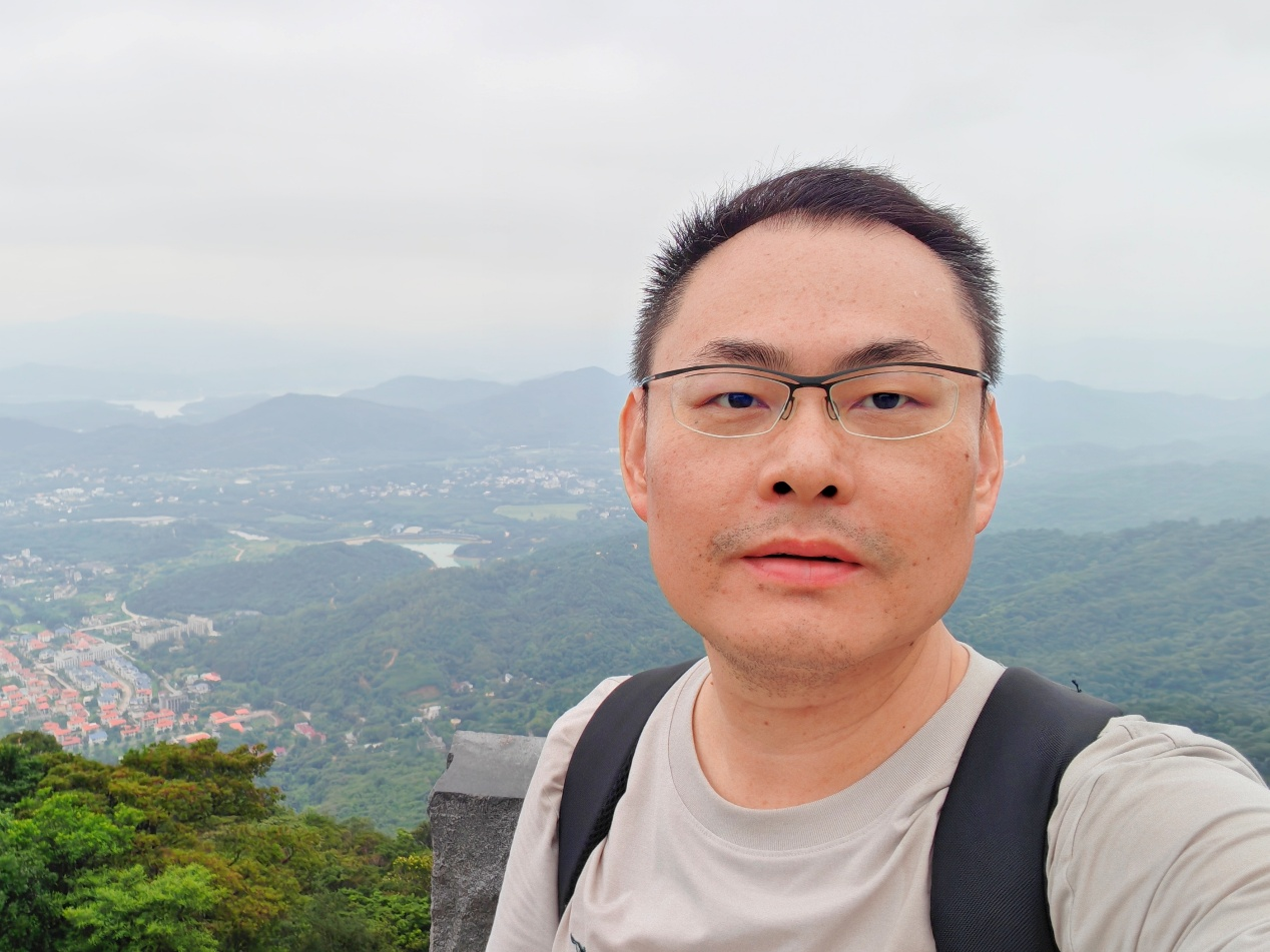 8868体育登录创新论坛第一千九百四十八讲：Modifying gravity without extra degrees of freedom