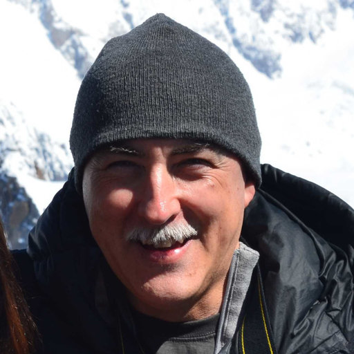 8868体育登录创新论坛第一千八百一十讲：From Atom to Atoll: Corals as Builders of Fossil and Modern Reefs