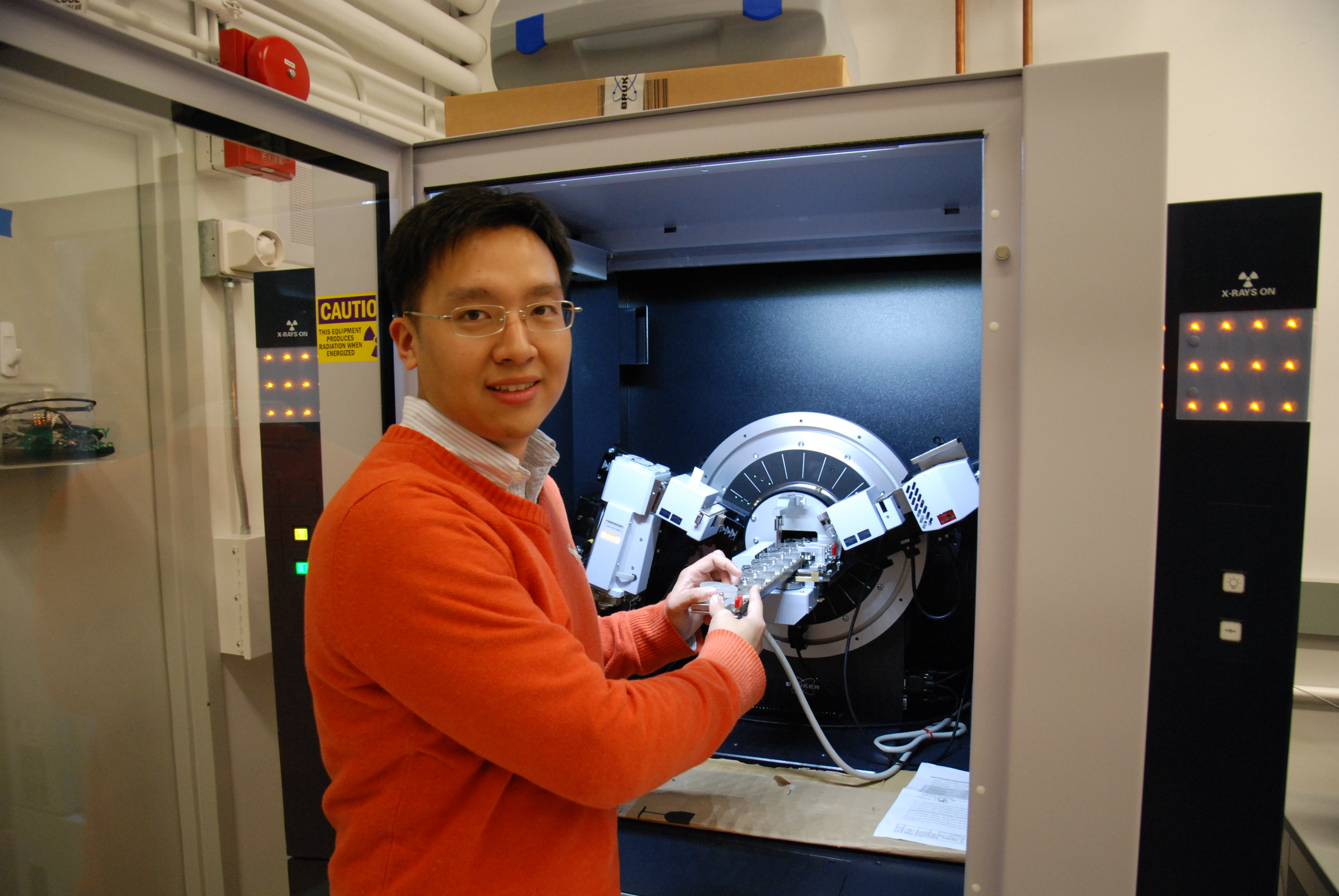 8868体育登录创新论坛第一千一百二十四讲：晶态孔材料与“碳中和”